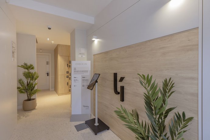 Imagen de los interiores del Apartamentos Líbere Lisbon Príncipe Real. Foto 8