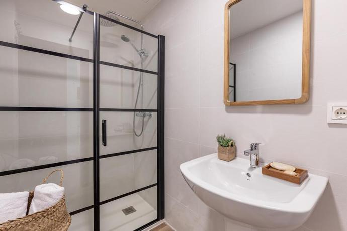 Imagen general del Apartamentos Líbere Málaga La Merced. Foto 7