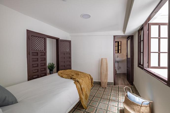 Imagen general del Apartamentos Líbere Málaga La Merced. Foto 11