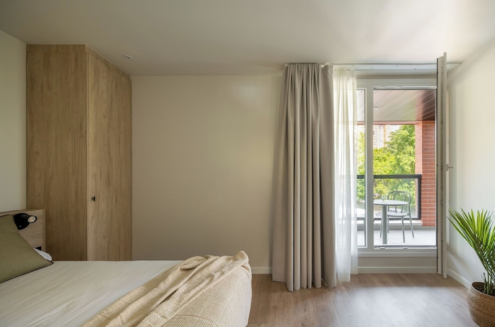Imagen de la habitación del Apartamentos L&iacute;bere Pamplona Universidad. Foto 5