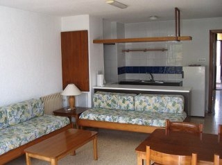 Imagen de la habitación del Apartamentos Lido Llobet. Foto 2