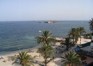 Imagen de los exteriores del Apartamentos Lido Llobet. Foto 6