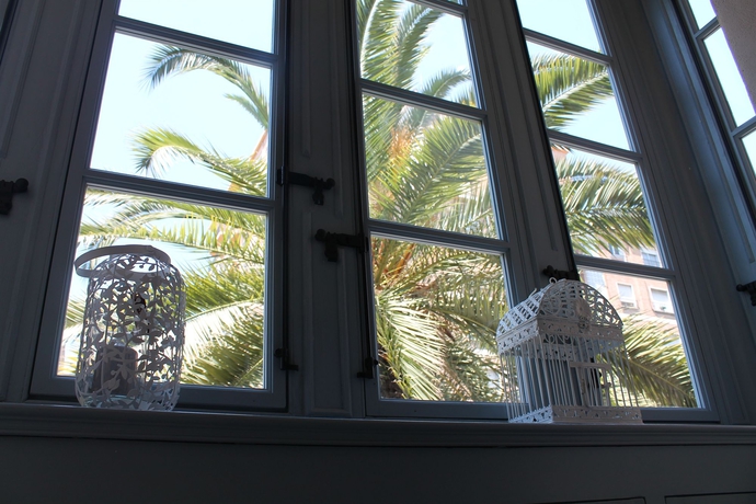 Imagen de los interiores del Apartamentos Life Apartments Alameda Colon. Foto 15