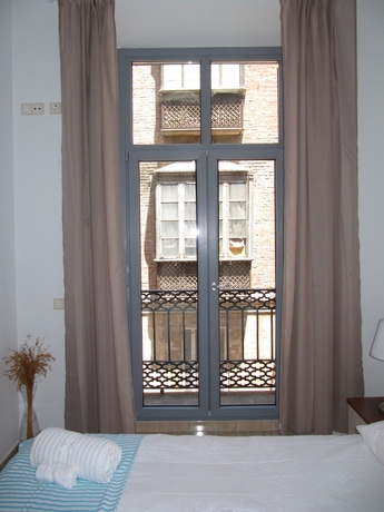 Imagen de la habitación del Apartamentos Life Apartments Alameda Colon. Foto 9