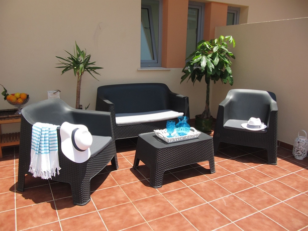 Imagen de los exteriores del Apartamentos Life Apartments Alameda Colon. Foto 12