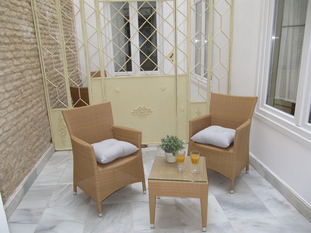 Imagen de los exteriores del Apartamentos Life Apartments San Vicente. Foto 10