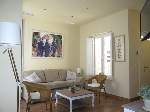 Imagen de los interiores del Apartamentos Life Apartments San Vicente. Foto 15