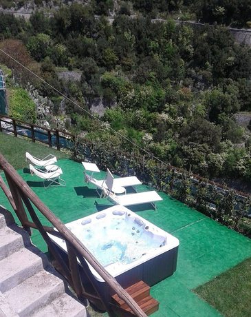 Imagen de la piscina del Apartamentos Limoneto di Ercole. Foto 20