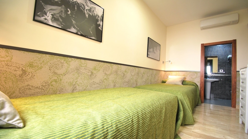 Imagen de la habitación del Apartamentos Living Sevilla Centro Maestranza. Foto 11