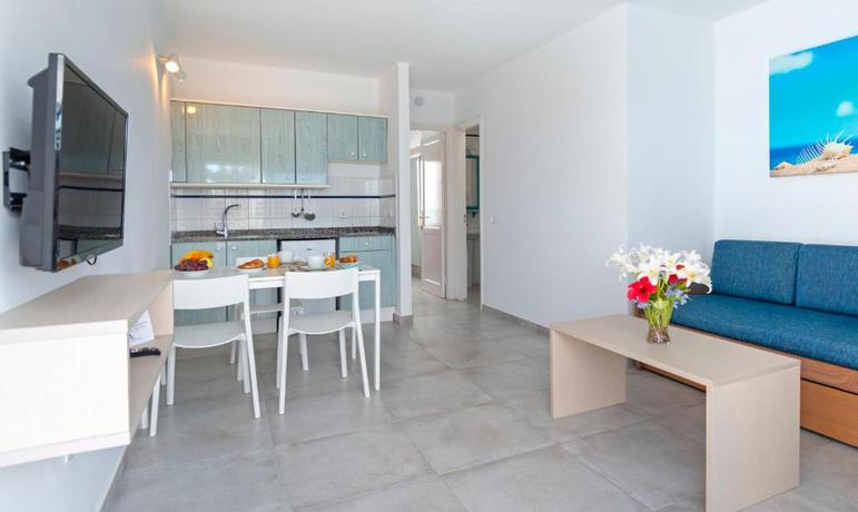 Imagen general del Apartamentos Livvo Oasis. Foto 2