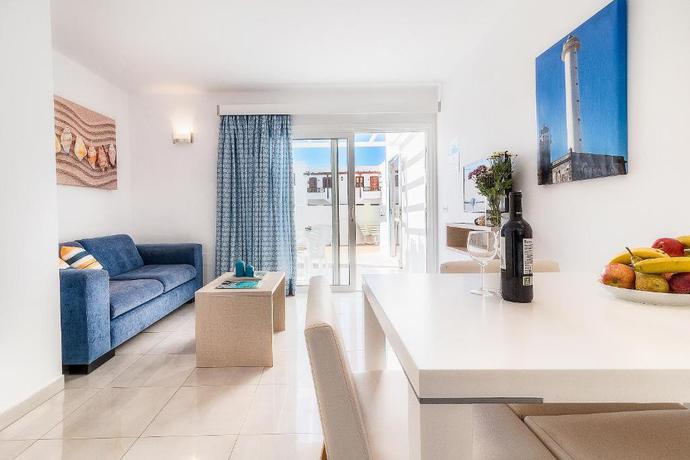 Imagen general del Apartamentos Livvo Oasis. Foto 7