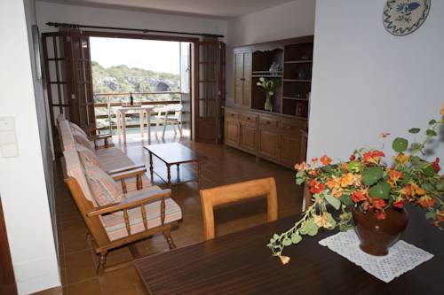 Imagen de la habitación del Apartamentos Llevant, Cala Santanyi. Foto 9
