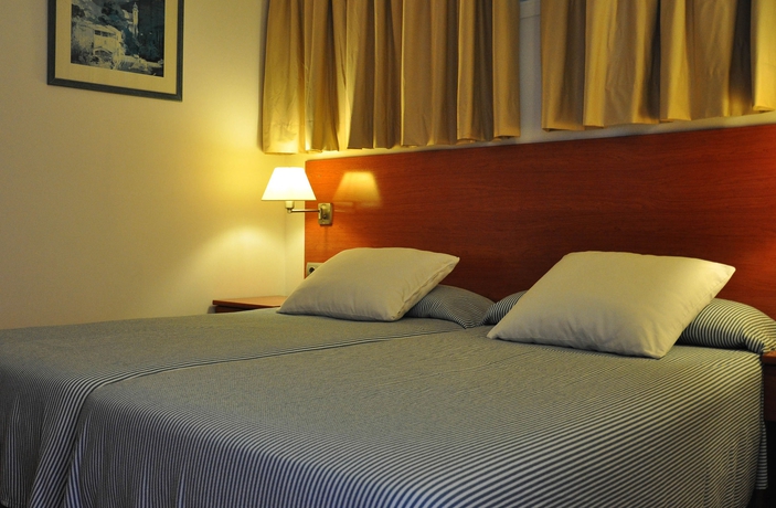 Imagen de la habitación del Apartamentos Llobet Ibiza. Foto 11