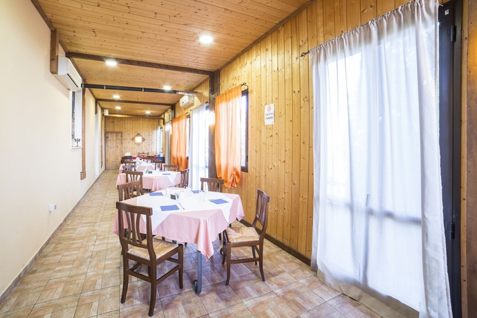 Imagen del bar/restaurante del Apartamentos Locanda Del Vecchio Borgo. Foto 3