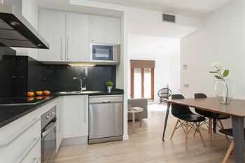 Imagen general del Apartamentos Lodging Ramblas Boqueria. Foto 5