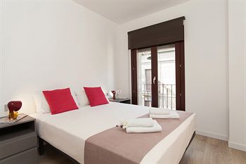 Imagen general del Apartamentos Lodging Ramblas Boqueria. Foto 6