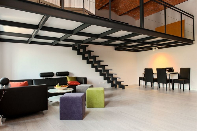 Imagen de los interiores del Apartamentos Loft Aparts. Foto 11