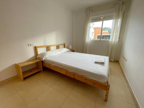 Imagen de la habitación del Apartamentos Los Almendros 3000. Foto 10