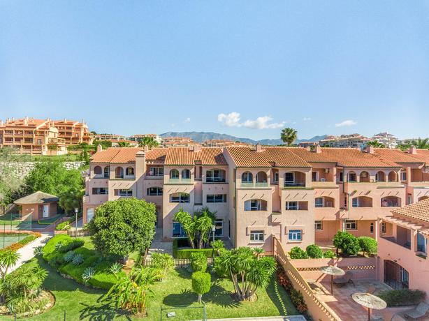 Imagen general del Apartamentos Los Amigos Beach Club. Foto 6