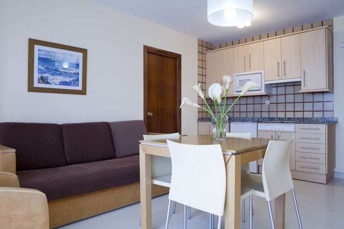 Imagen de la habitación del Apartamentos Los Arces, Isla. Foto 4