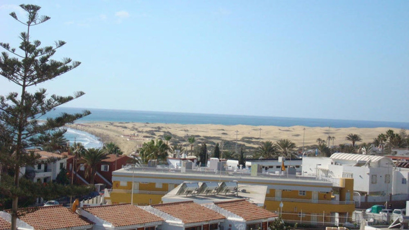 Imagen de los exteriores del Apartamentos Los Cactus, Playa del Inglés. Foto 9