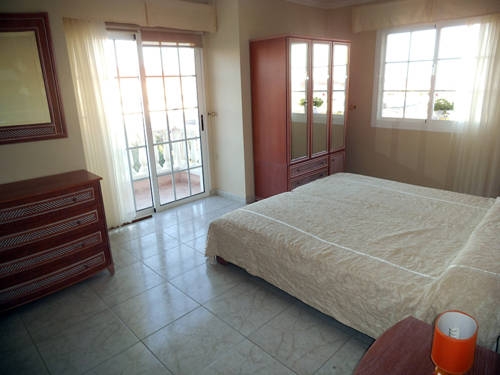 Imagen general del Apartamentos Los Delfines, El M&eacute;dano. Foto 3