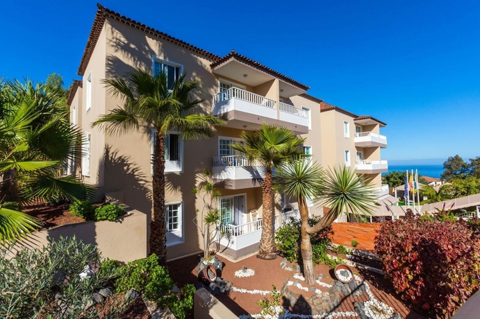 Imagen de los exteriores del Apartamentos Los Dragos del Norte. Foto 10