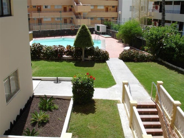 Imagen general del Apartamentos Los Ficus. Foto 9