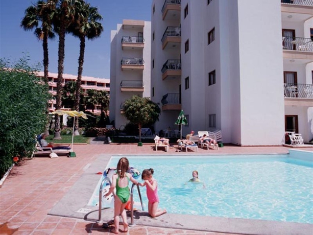 Imagen general del Apartamentos Los Ficus. Foto 15