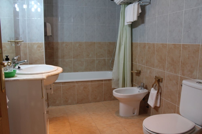 Imagen de la habitación del Apartamentos Los Gemelos. Foto 15