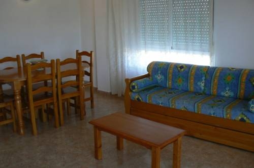 Imagen general del Apartamentos Los Juncos, La Pineda. Foto 2