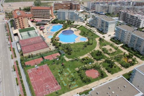 Imagen general del Apartamentos Los Juncos, La Pineda. Foto 10