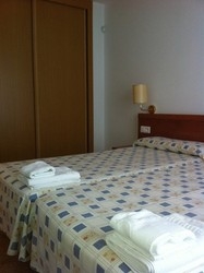 Imagen de la habitación del Apartamentos Los Juncos, La Pineda. Foto 19