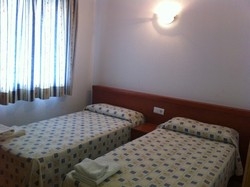 Imagen de la habitación del Apartamentos Los Juncos, La Pineda. Foto 20