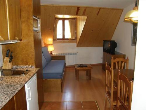 Imagen de los interiores del Apartamentos Los Lagos, Benasque. Foto 14
