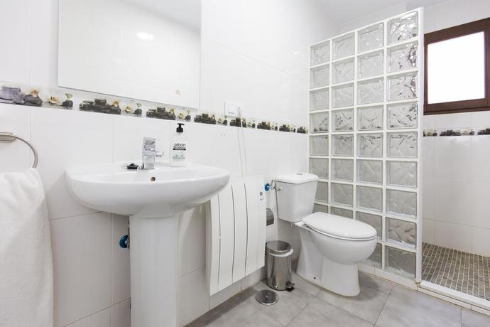 Imagen de la habitación del Apartamentos Los Lobos. Foto 8