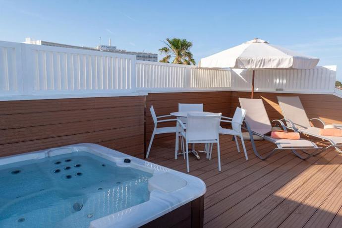 Imagen general del Apartamentos Los Naranjos, Salgar. Foto 18