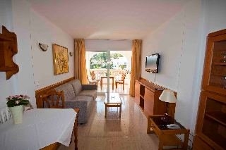 Imagen de la habitación del Apartamentos Los Tilos II. Foto 2