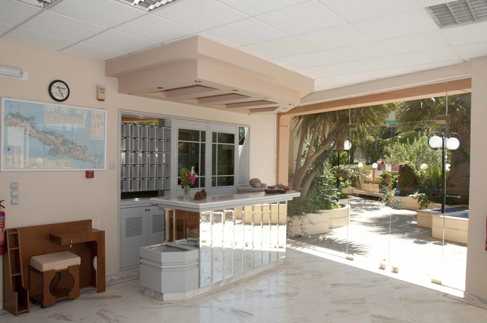 Imagen de los interiores del Apartamentos Louladakis Apartments. Foto 16