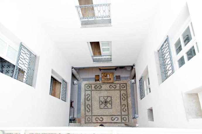 Imagen de los interiores del Apartamentos Luna Suites Palacio Almagra. Foto 13