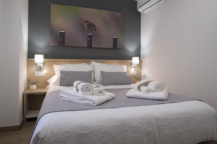 Imagen de la habitación del Apartamentos Luxor Torre del Clavero. Foto 7