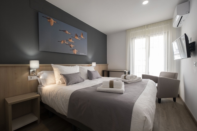 Imagen de la habitación del Apartamentos Luxor Torre del Clavero. Foto 13