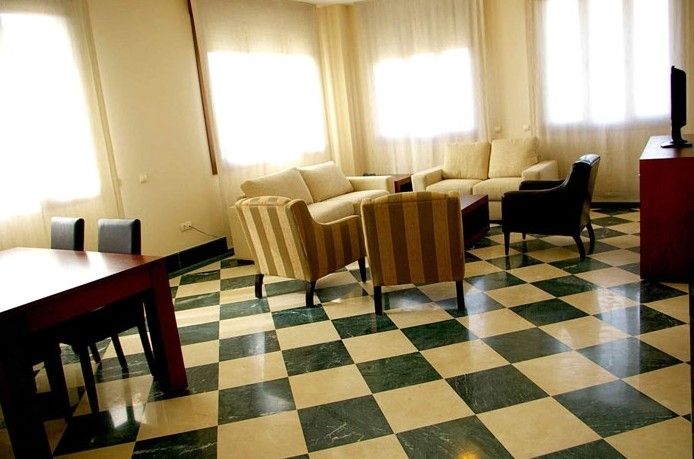 Imagen general del Apartamentos Luxsevilla Palacio. Foto 10