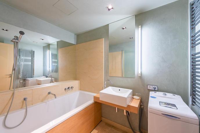 Imagen de los interiores del Apartamentos Luxury Apartment River Diamond Residence. Foto 4