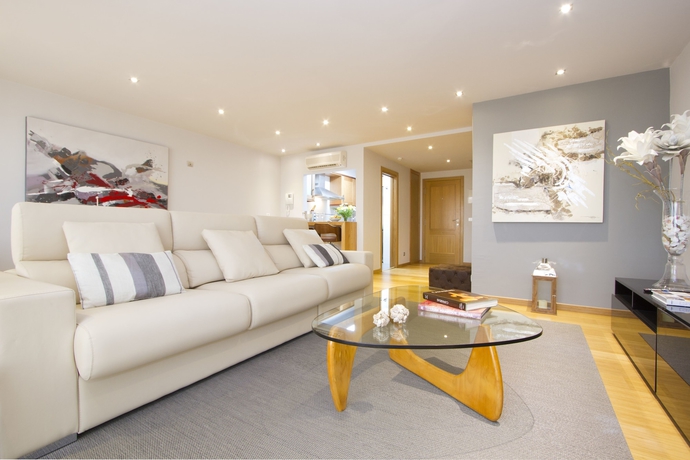 Imagen de los interiores del Apartamentos Luxury Marabo Suites. Foto 19