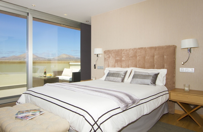 Imagen de la habitación del Apartamentos Luxury Marabo Suites. Foto 14