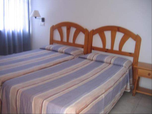 Imagen general del Apartamentos MAR AZUL PLAYA. Foto 2