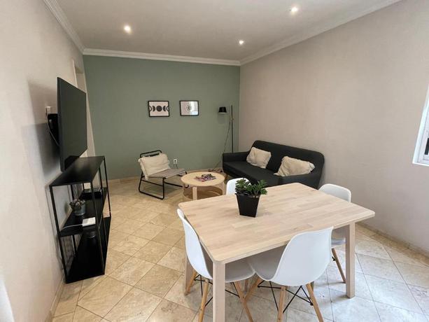 Imagen general del Apartamentos MIIRO. Foto 8