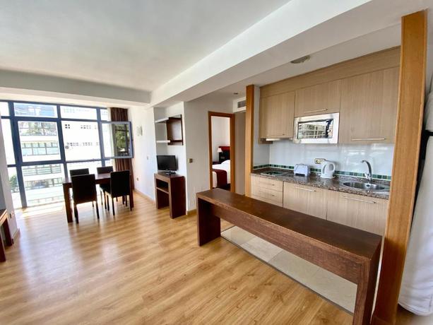 Imagen de la habitación del Apartamentos MS Puerto Marina. Foto 5