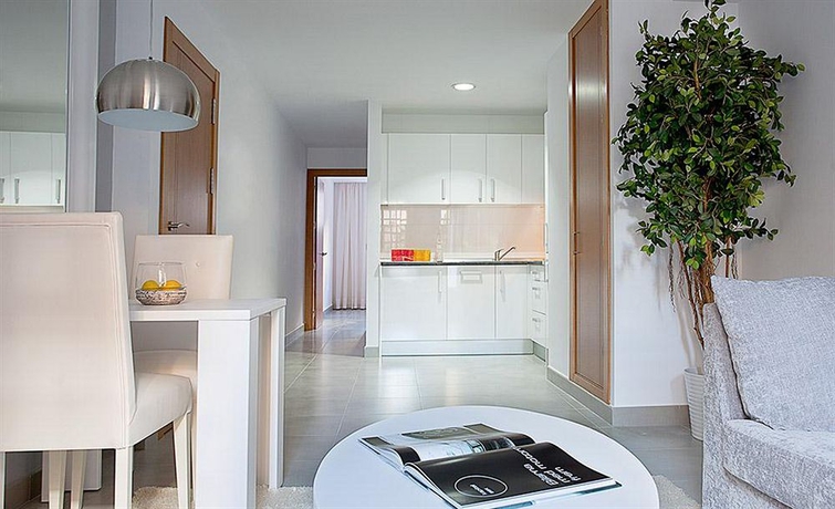 Imagen de los interiores del Apartamentos Málaga Andes. Foto 14